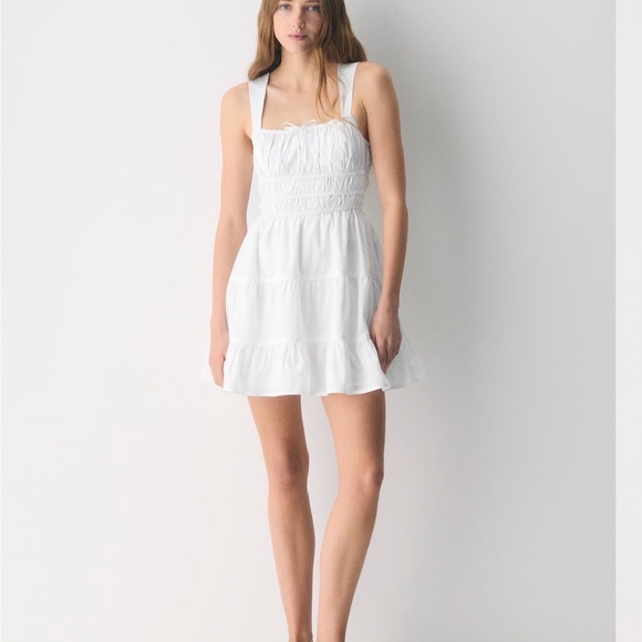 Aritzia Dresses & Skirts - Aritzia Sunday Best Poplin Dress